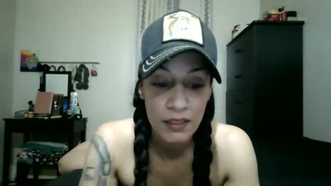 Snapshot of oglitcouple chatting on September 17, 11:06 pm Lit en Cama online show from September 17, 11:06 pm