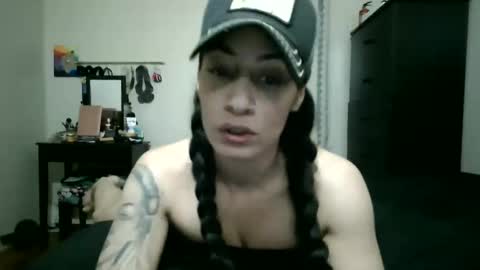 Snapshot of oglitcouple chatting on September 23, 11:19 pm Lit en Cama online show from September 23, 11:19 pm