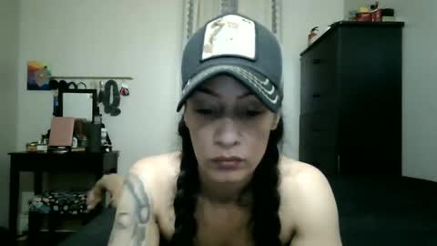 Snapshot of oglitcouple chatting on October 29, 3:42 am Lit en Cama online show from October 29, 3:42 am