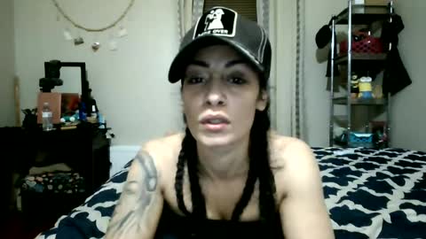 Snapshot of oglitcouple chatting on June 17, 2:47 am Lit en Cama online show from June 17, 2:47 am