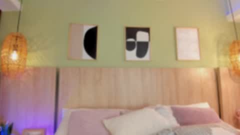 Holly online show from February 20, 11:22 am