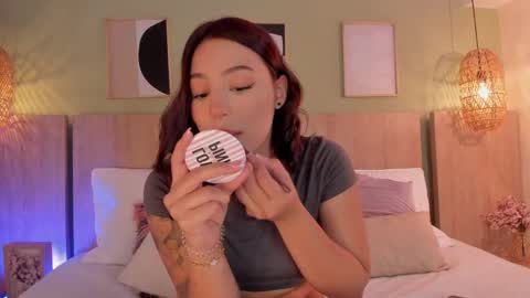 Holly online show from June 3, 11:24 am