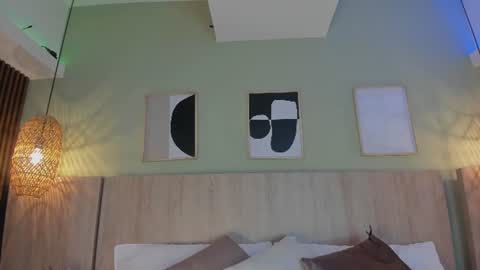 Holly online show from June 23, 11:19 am
