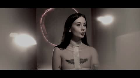 your dear Lilith Chapman online show from December 3, 1:21 pm