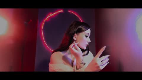 your dear Lilith Chapman online show from December 10, 2:28 pm