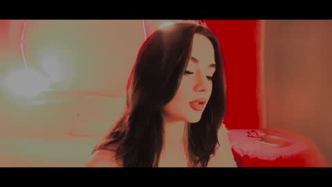 your dear Lilith Chapman online show from December 18, 5:31 pm