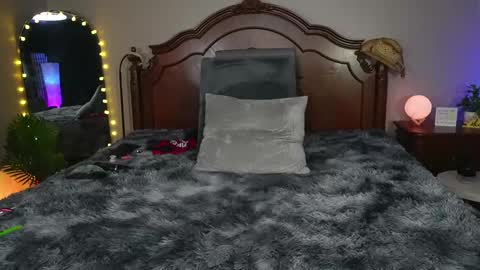 Snapshot of oh_lovely_girl chatting on September 27, 11:21 pm Gray online show from September 27, 11:21 pm