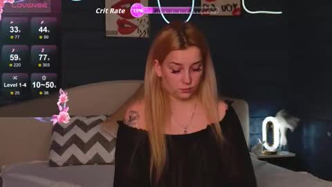 oh_my_julia online show from October 28, 11:36 am