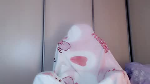 Snapshot of oh_pichuu chatting on July 9, 1:15 pm Milly online show from July 9, 1:15 pm