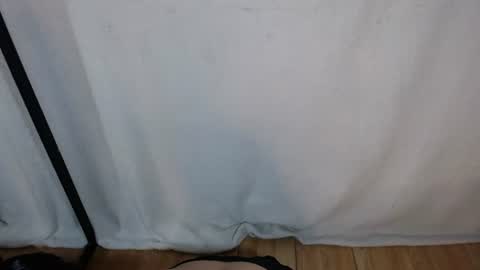 Snapshot of oh_xxxlt4 chatting on June 26, 3:49 pm Oh xxxLt4 online show from June 26, 3:49 pm