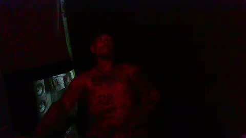 Snapshot of oh_you_know69 chatting on July 3, 6:36 pm who dares toss me some tips lets have fun online show from July 3, 6:36 pm