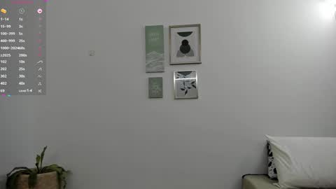 Snapshot of ohanna_ chatting on March 9, 2:39 am ohanna_ online show from March 9, 2:39 am