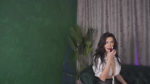 Julia online show from February 10, 7:58 am