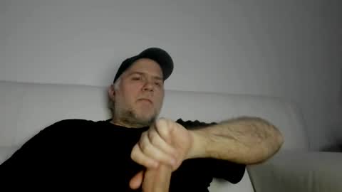 Snapshot of ohhhbillyyy chatting on April 10, 11:53 pm Billy Bear online show from April 10, 11:53 pm