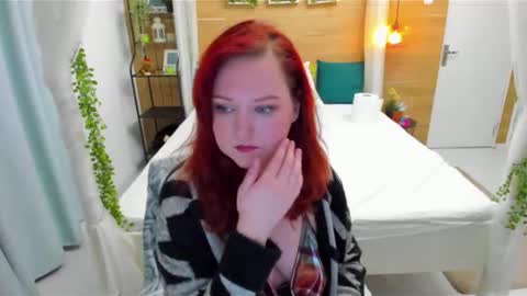 OhLadyPlease online show from January 6, 8:45 pm