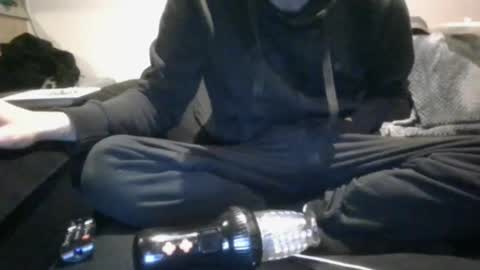 TheDee online show from December 17, 7:15 pm