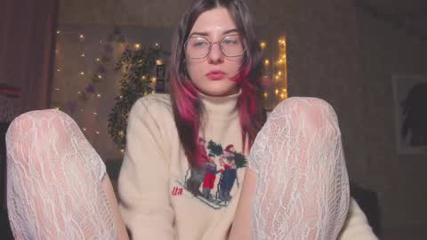 Snapshot of ohmygoddestkimmy chatting on December 23, 2:13 am Kmmy online show from December 23, 2:13 am