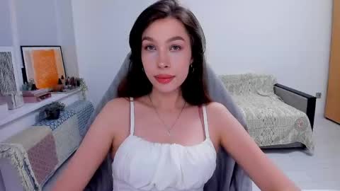 Light  online show from May 8, 6:46 pm