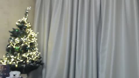 Snapshot of ohsweetiren chatting on December 22, 10:49 am Iren online show from December 22, 10:49 am