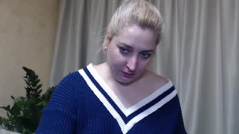 Snapshot of ohsweetiren chatting on February 22, 10:29 am Iren online show from February 22, 10:29 am