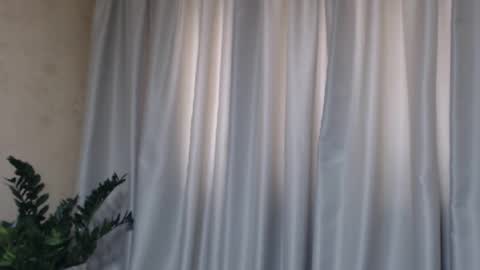 Snapshot of ohsweetiren chatting on March 7, 7:08 am Iren online show from March 7, 7:08 am