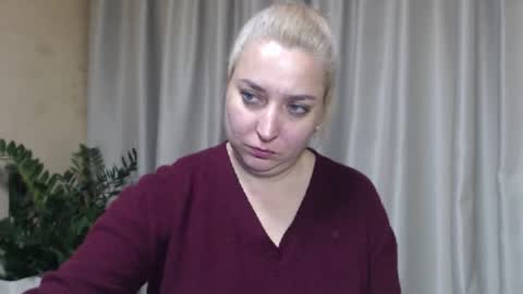 Snapshot of ohsweetiren chatting on September 30, 6:40 am Iren online show from September 30, 6:40 am