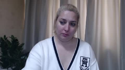 Iren online show from May 19, 5:25 am