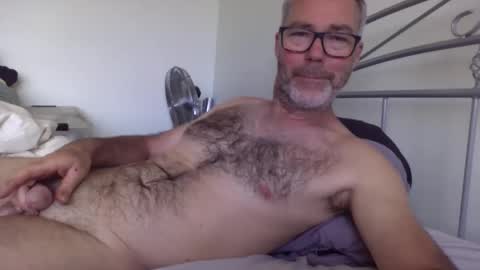 oiledcouple1 online show from September 13, 12:43 am