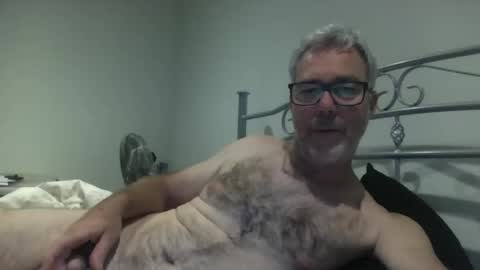 oiledcouple1 online show from October 10, 9:30 am