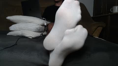 Snapshot of okayletschill chatting on April 7, 10:42 pm okayletschill online show from April 7, 10:42 pm