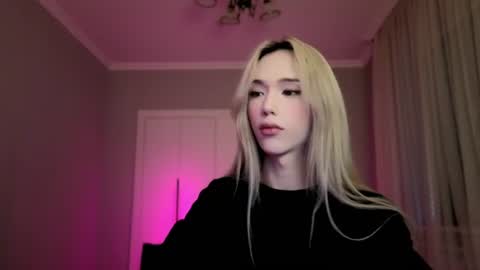 Snapshot of okerriella chatting on July 30, 3:05 am Ami online show from July 30, 3:05 am