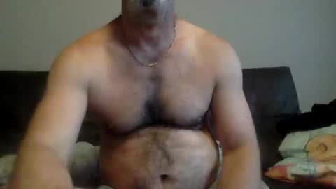 Snapshot of oktobus74 chatting on August 5, 1:25 pm oktobus74 online show from August 5, 1:25 pm