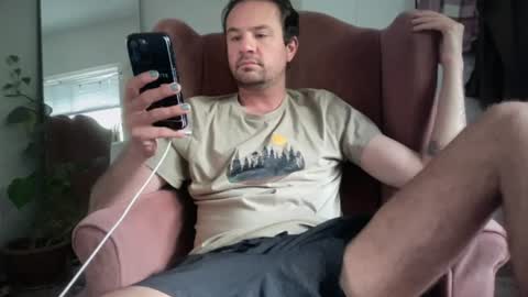 Snapshot of okurt_90 chatting on August 5, 12:35 am okurt 90 online show from August 5, 12:35 am
