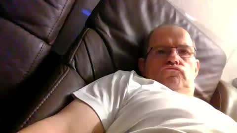 Snapshot of olbert167 chatting on December 14, 6:30 pm olbert167 online show from December 14, 6:30 pm