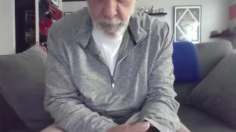 Snapshot of old_bald63 chatting on November 2, 3:25 pm old_bald63 online show from November 2, 3:25 pm