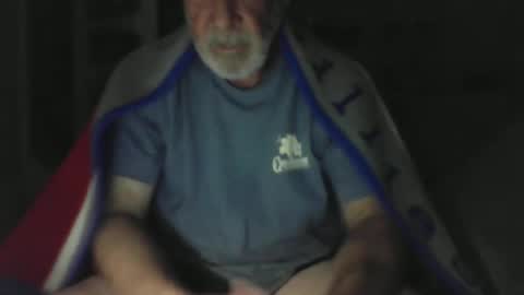 Snapshot of old_bald63 chatting on November 23, 7:52 am old_bald63 online show from November 23, 7:52 am