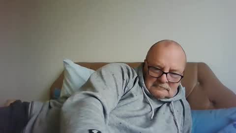 old_fkr online show from January 24, 12:41 pm