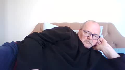 old_fkr online show from February 2, 10:24 am