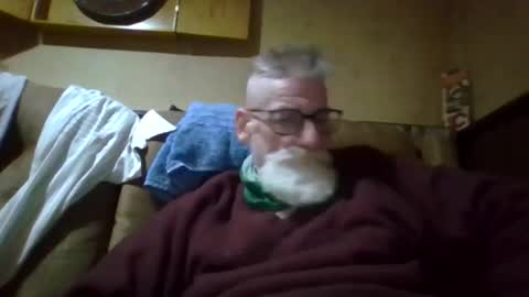 Snapshot of oldancer1959 chatting on June 1, 6:04 am oldancer1959 online show from June 1, 6:04 am