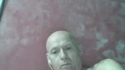Snapshot of oldbuthorny62 chatting on July 5, 11:23 pm oldbuthorny62 online show from July 5, 11:23 pm