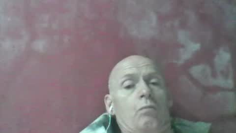 Snapshot of oldbuthorny62 chatting on July 6, 3:36 pm oldbuthorny62 online show from July 6, 3:36 pm