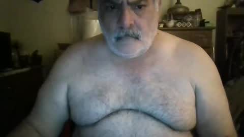 Snapshot of oldcockforyngladies chatting on January 6, 9:57 am oldcockforyngladies online show from January 6, 9:57 am