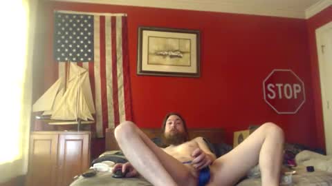 Snapshot of oldfuckus chatting on December 13, 7:53 pm oldfuckus online show from December 13, 7:53 pm