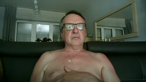oldtimer160162493 online show from June 22, 2:03 pm