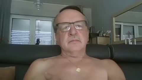 oldtimer160162493 online show from August 9, 12:43 pm