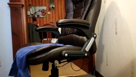 Snapshot of oldwanke chatting on February 22, 10:42 pm oldwankie online show from February 22, 10:42 pm