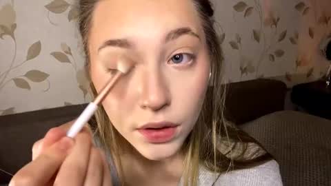 Kem online show from December 2, 5:30 pm