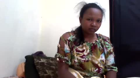 Snapshot of olgaaldy chatting on June 17, 9:49 pm olgaaldy online show from June 17, 9:49 pm