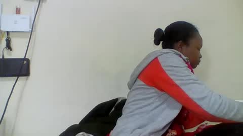 Snapshot of olgaaldy chatting on June 27, 10:48 pm olgaaldy online show from June 27, 10:48 pm