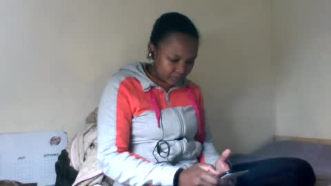 Snapshot of olgaaldy chatting on July 2, 5:24 am olgaaldy online show from July 2, 5:24 am